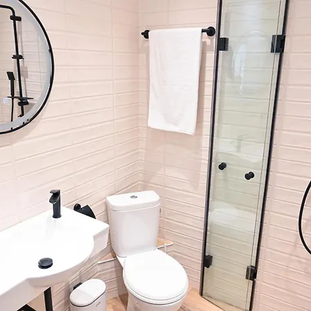 Apartman Sunrise 1 - Modern Retreat Near The Gondola Banszko